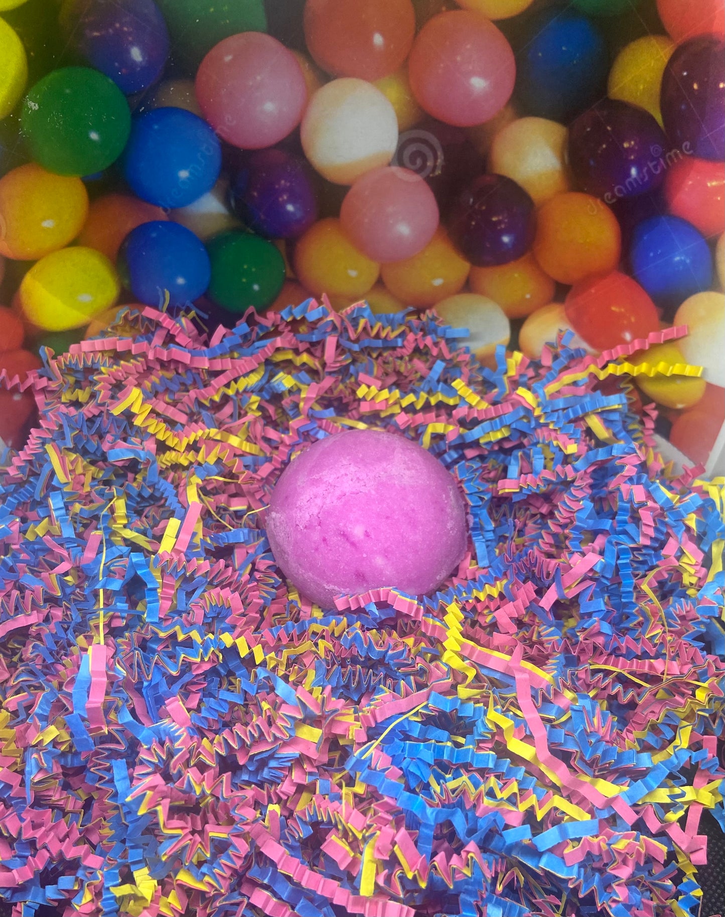 Bubblegum Bath Bomb